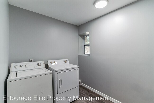 Foto del edificio - 2 br, 1 bath House - 228 Crawford Avenue #2