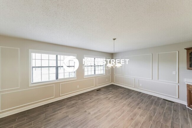 Foto del edificio - 3 Bedroom Pet-Friendly Home in MCCALLA, AL with Main Street Renewal