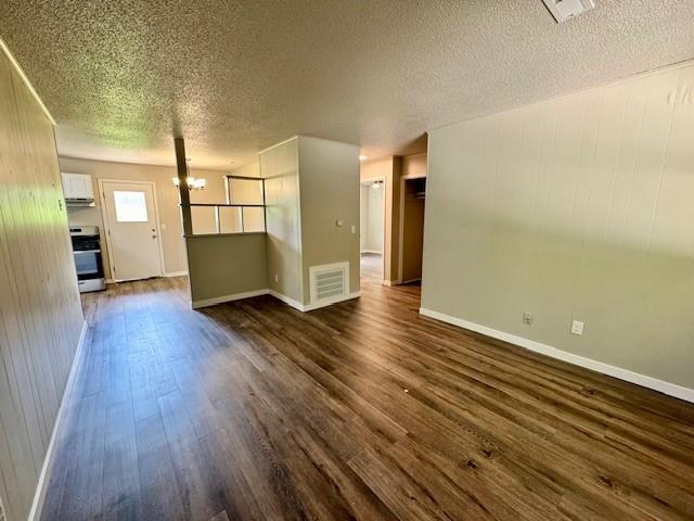 Building Photo - 6523 W Double Springs Rd