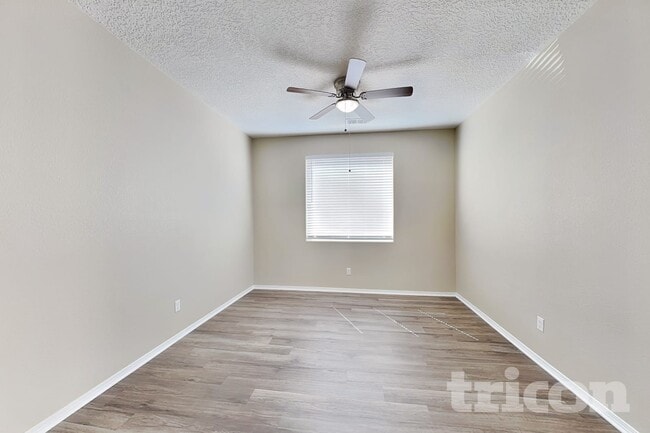 Foto del edificio - 1612 Valle Vista Rd NW