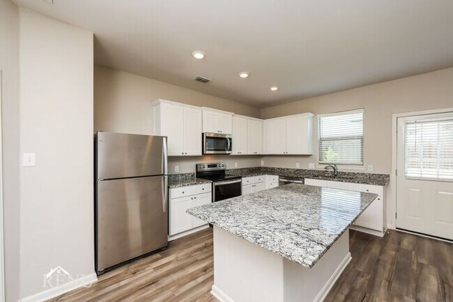 Foto del edificio - 2034 Delta Downs Dr