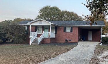 Building Photo - 505 Meadowbrook Ave