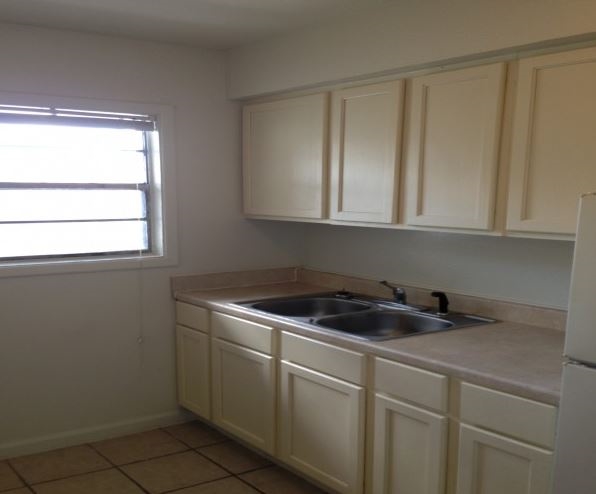 Kitchen - Taylor Park Apartments