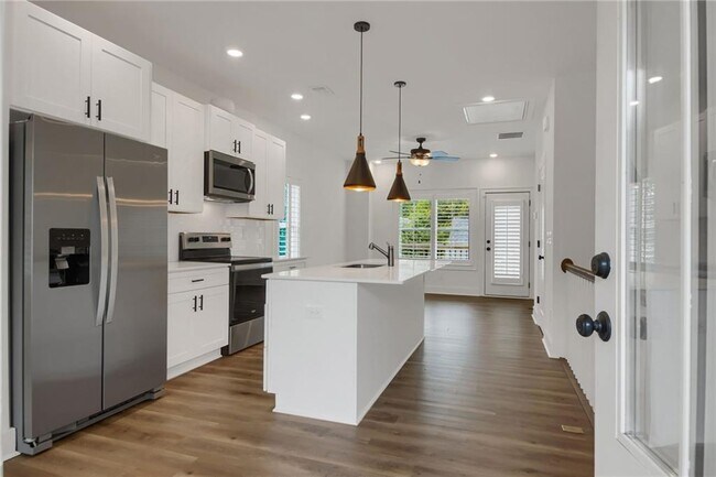 Foto del edificio - 2050 Bolton Rd NW