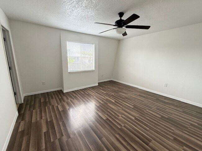 Foto del edificio - Conway Rd 1948-6