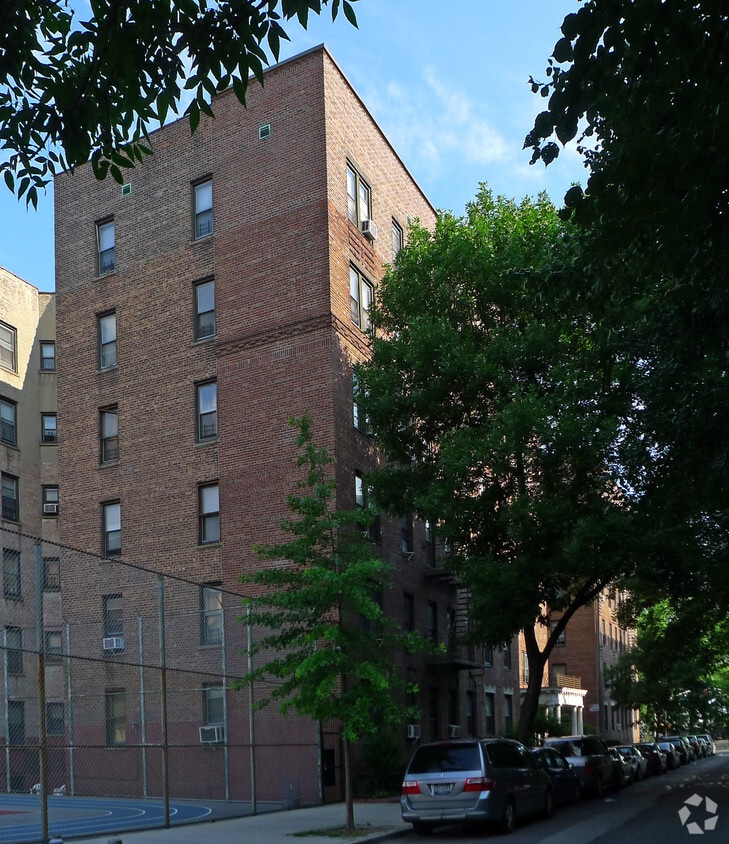 4112 41st St, Sunnyside, NY 11104 Apartments in Sunnyside, NY