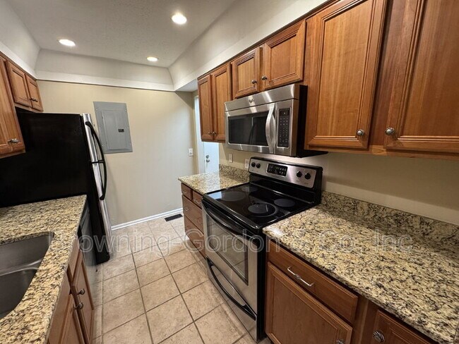 Foto del edificio - 5025 Hillsboro Pike