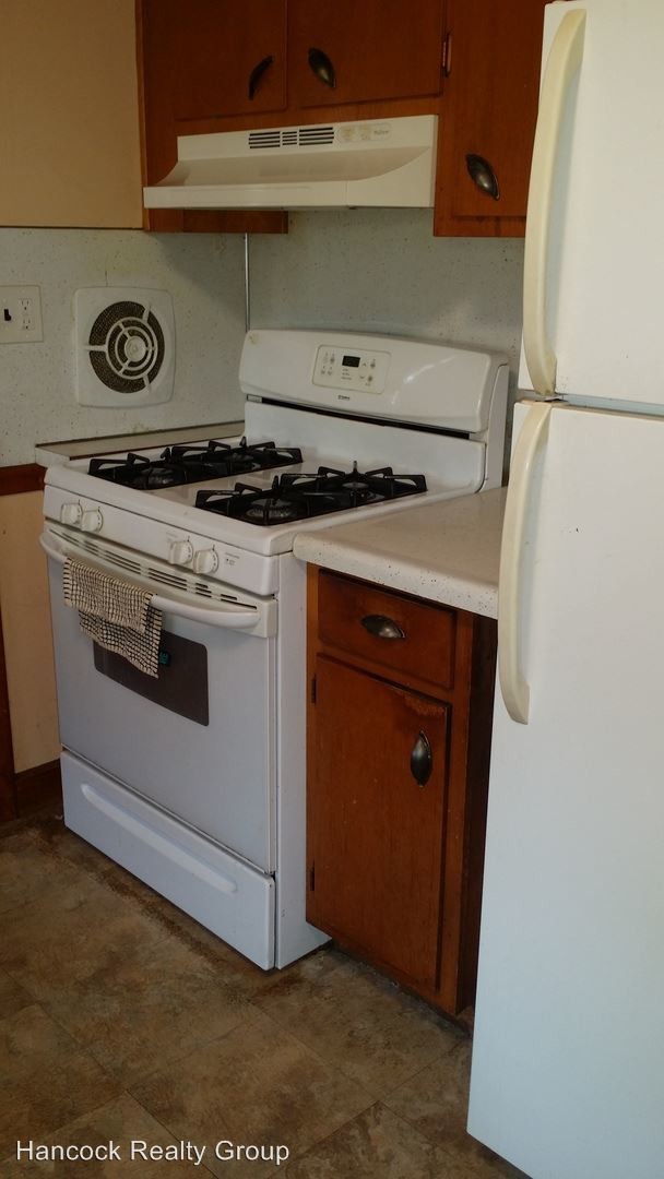 Foto del edificio - 3 br, 1 bath House - 2 Englewood Ave E