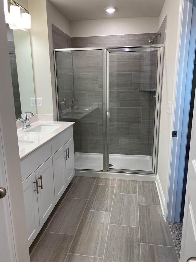 Foto del edificio - 365 Coleman Ct