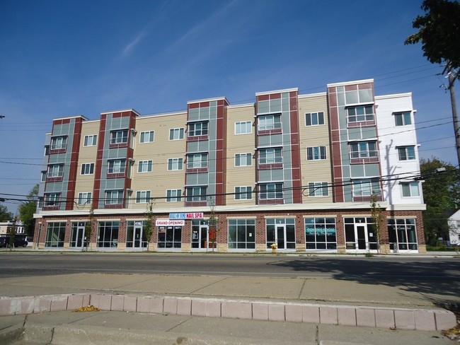 Building Photo - Southtown Square