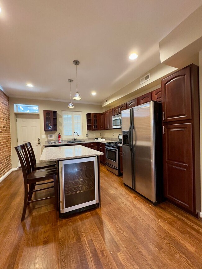 Foto del edificio - Spacious 2Bed/2Bath Townhome in Canton