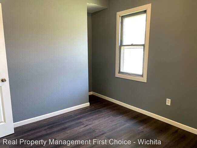 Building Photo - 2 br, 1 bath House - 1221 S Greenwood
