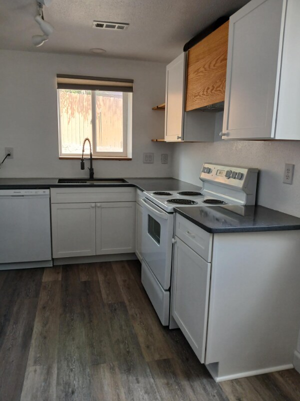 Foto principal - 720 W Madison St