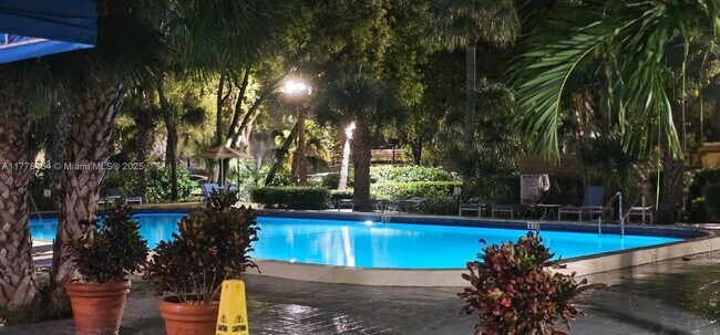 Foto del edificio - 801 NW 47th Ave