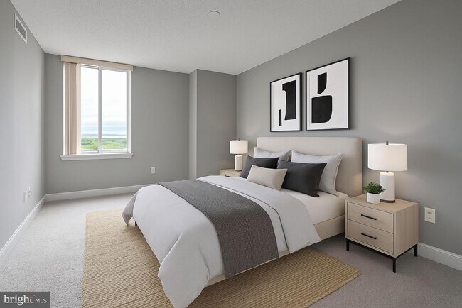 Foto del edificio - 1020 N Highland St