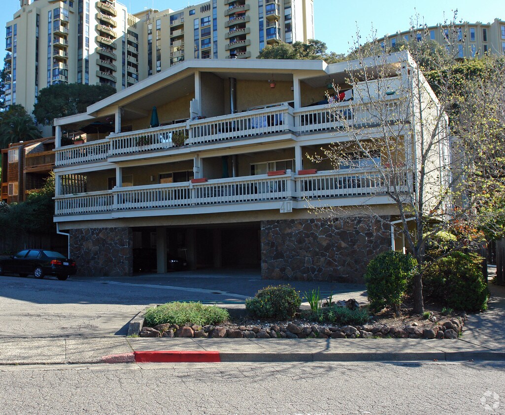 40 Corte Real, Greenbrae, CA 94904 Apartments in Greenbrae, CA
