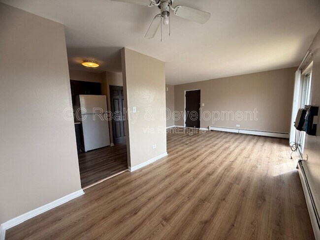 Foto del edificio - 838 College Blvd