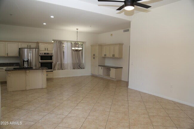 Building Photo - 8895 E Wood Dr