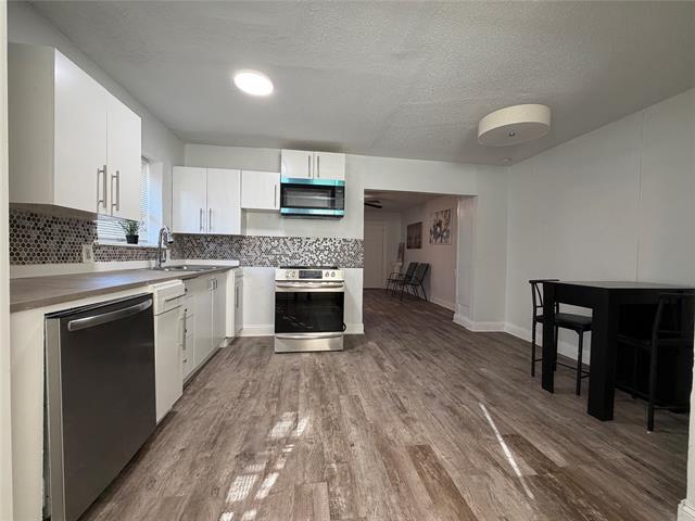 Foto del edificio - 222 E Woodin Blvd