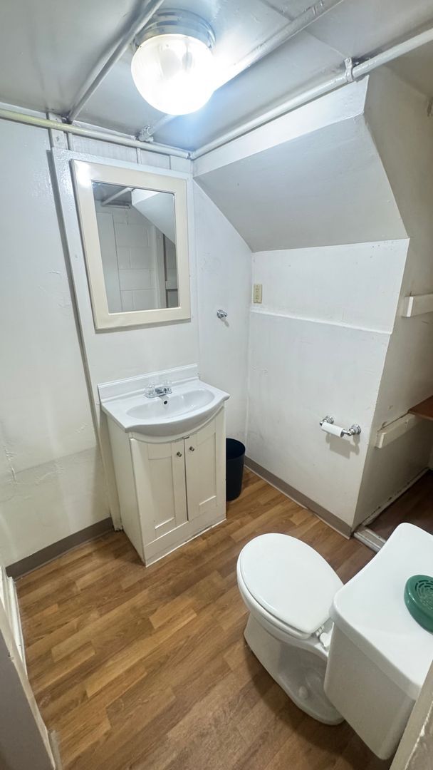 Foto del edificio - 1517 Eielson St