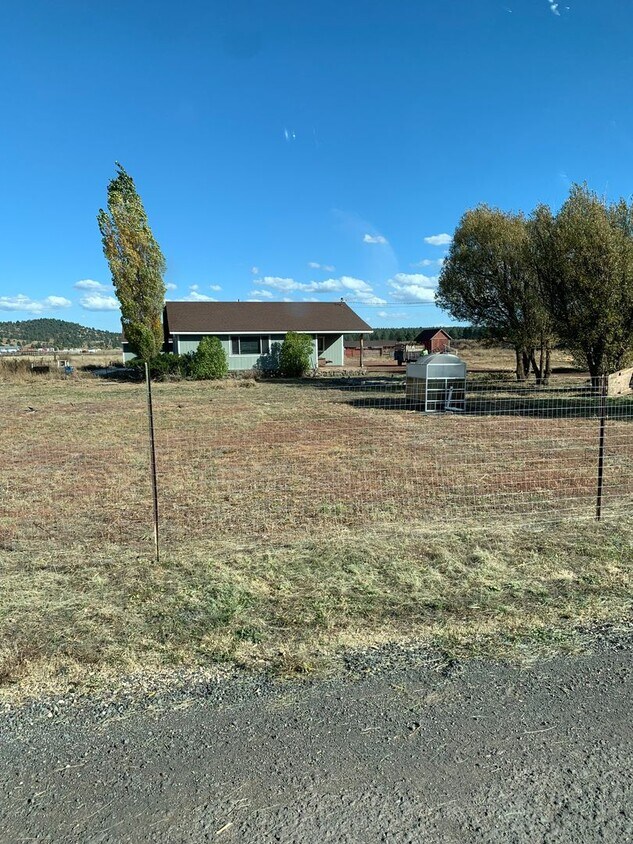Primary Photo - Williams Horse Friendly Property