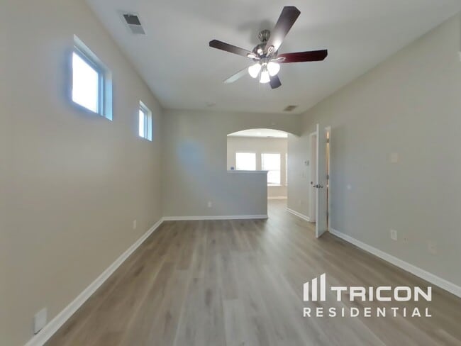 Building Photo - 19 Wesley Drew Ln