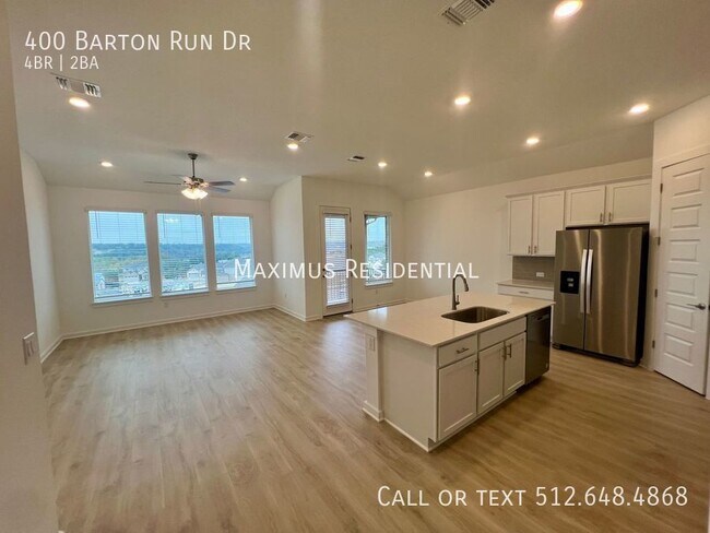 Foto del edificio - 400 Barton Run Dr