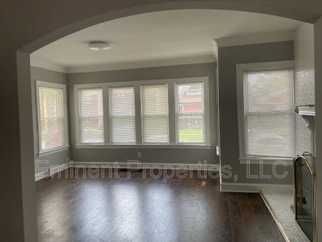 Foto del edificio - 10018 S Sangamon St