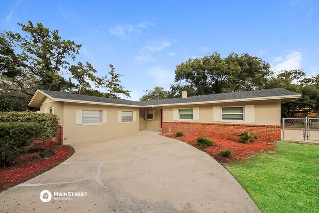 Foto del edificio - 3423 Silverwood Dr