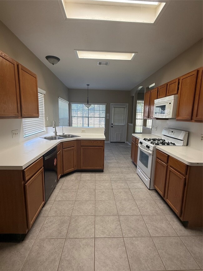 Building Photo - 4727 Heritage Country Ln