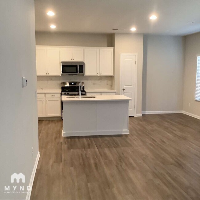 Foto del edificio - 222 Omega Ct