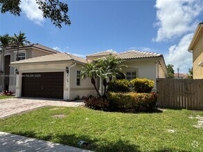 Building Photo - 9108 SW 211th Ln