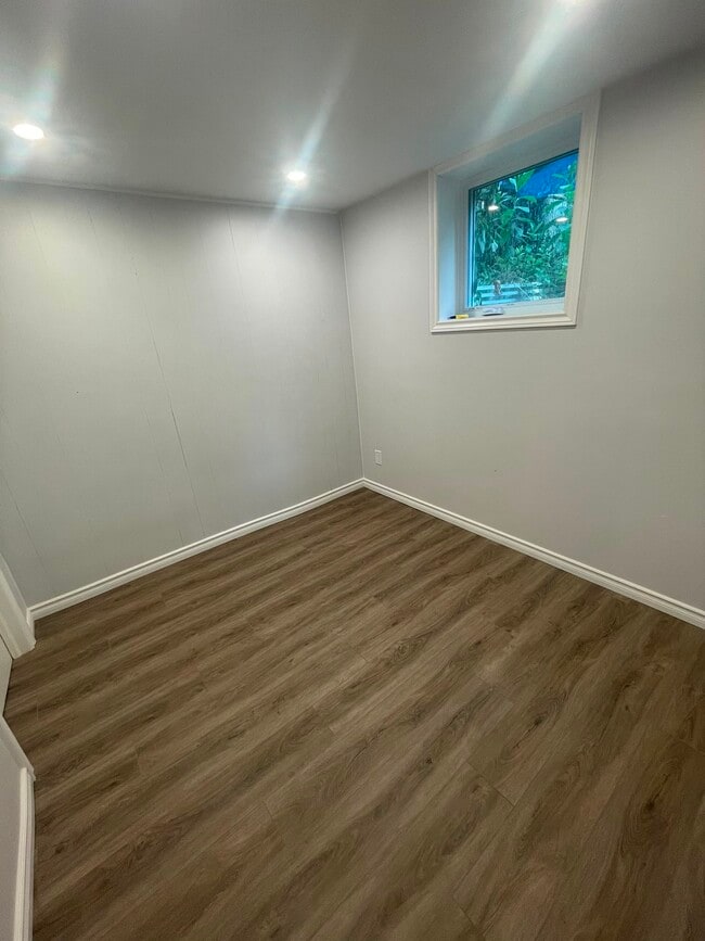 Building Photo - 801 Patterson Pl