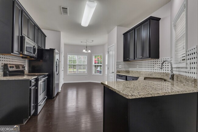 Building Photo - 157 Granite Way