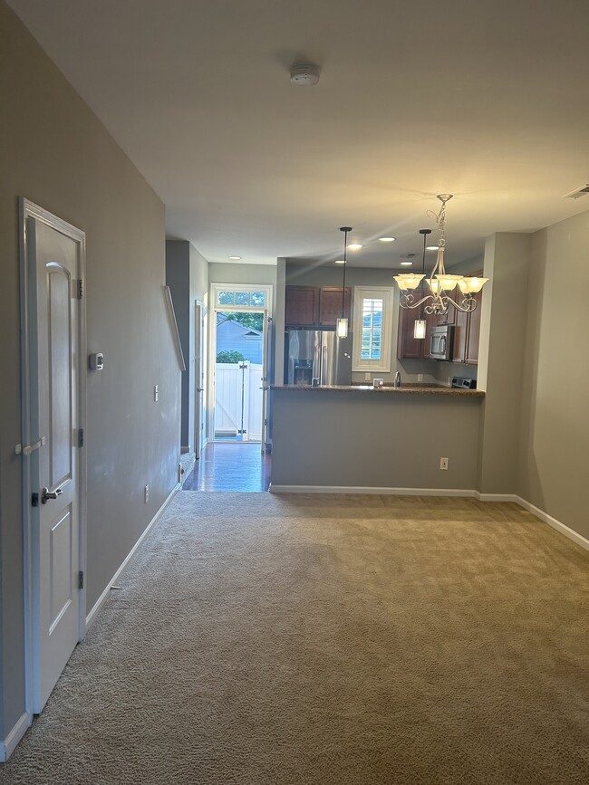 Building Photo - 9515 Longstone Ln
