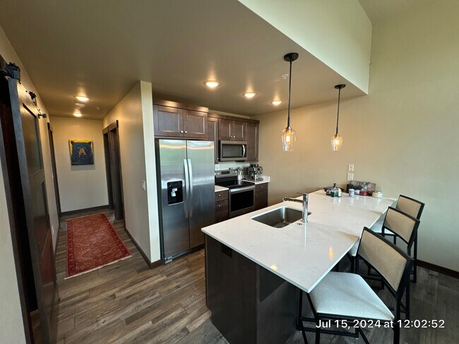 Building Photo - 310 Fox Springs Cir