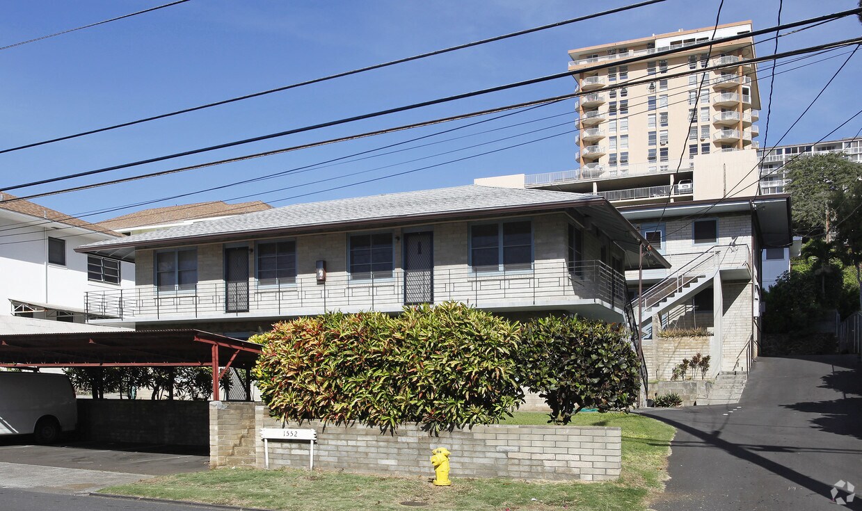 Building Photo - 1552 Thurston Ave