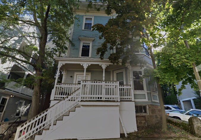Primary Photo - 96 Hillside St