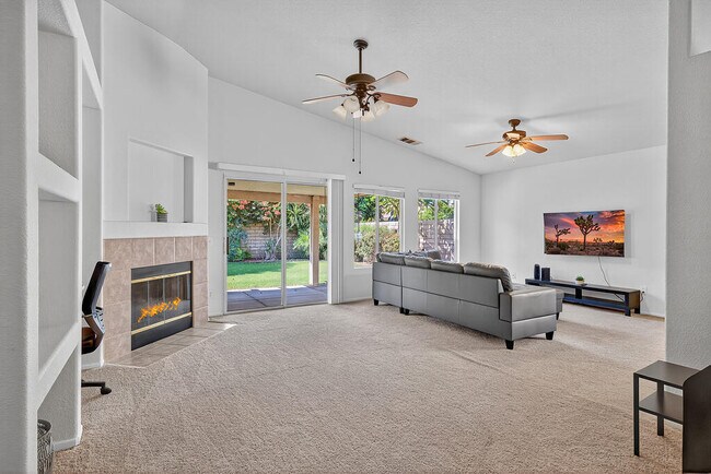 Building Photo - 82587 Delano Dr