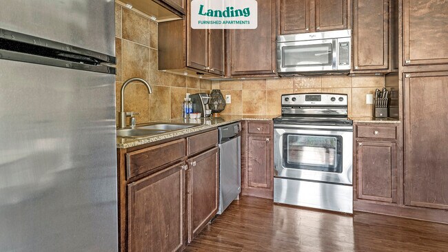 Building Photo - 140 W Castellano Dr