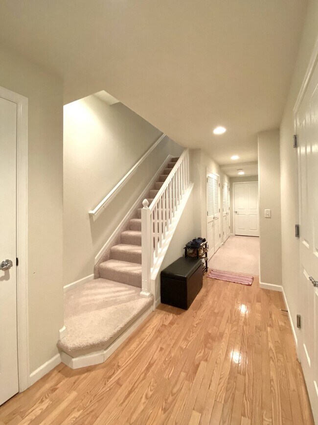 Stunning Townhome in Monument! Townhouse for Rent in Monument, CO