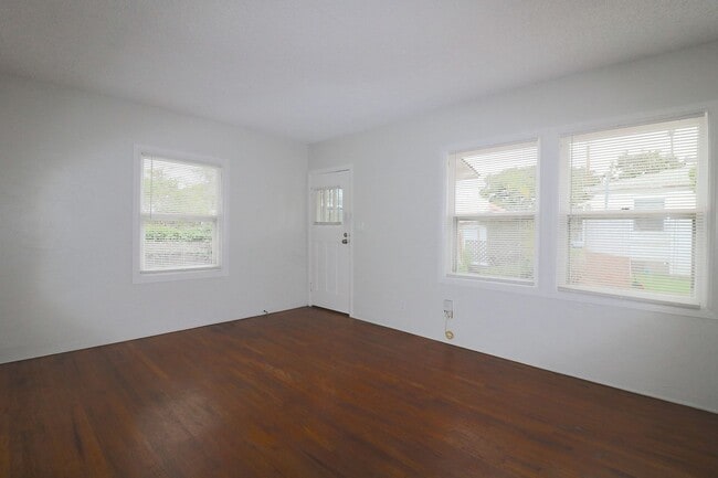 Foto del edificio - Lincoln Avenue