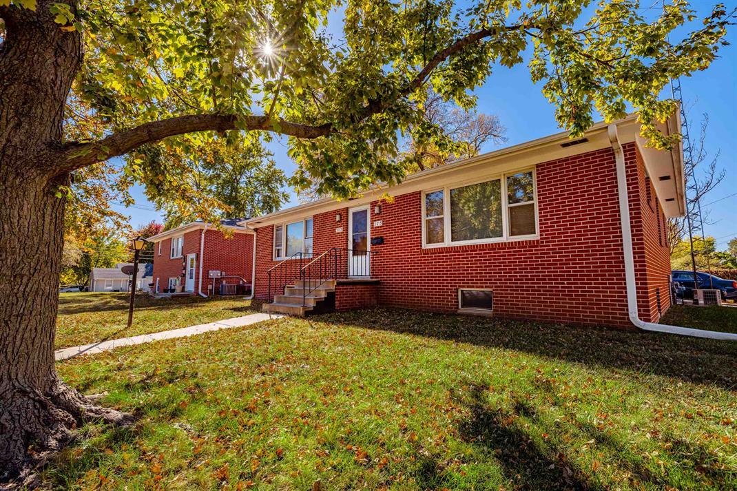 Foto principal - 375 S 44th St