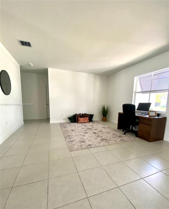 Foto del edificio - 16715 SW 292nd Ter