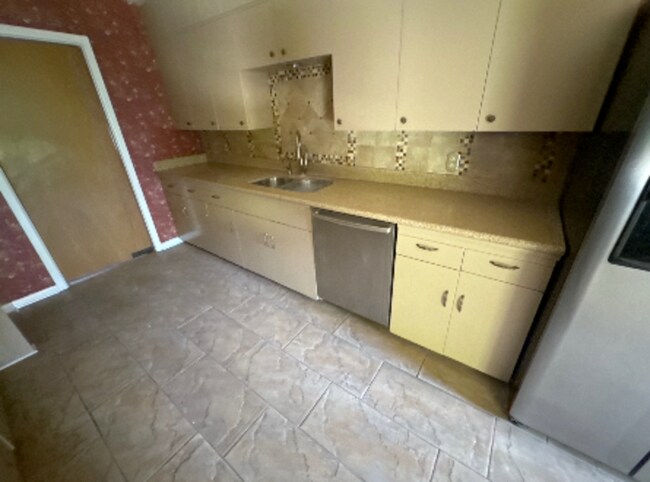 Foto del edificio - 7527 Quail Run Dr