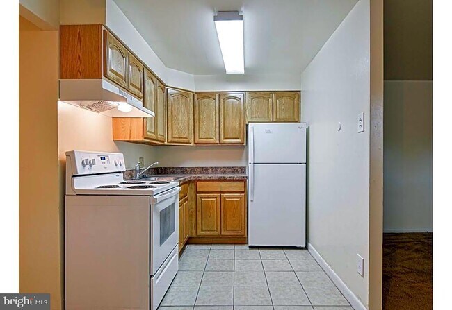 Building Photo - 13659 Philmont Ave
