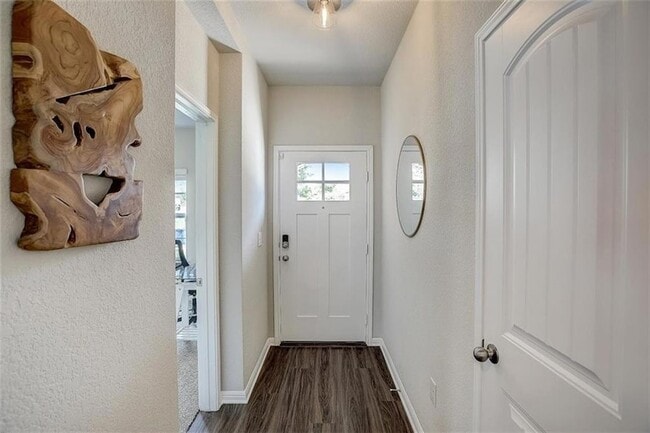 Foto del edificio - 4316 Rockbrook Farms Ln