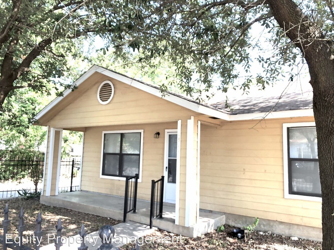 Primary Photo - 2 br, 2 bath House - 1811 W. Travis