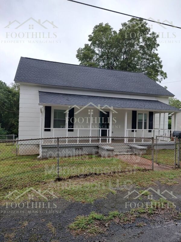 Building Photo - 107 Bailey St