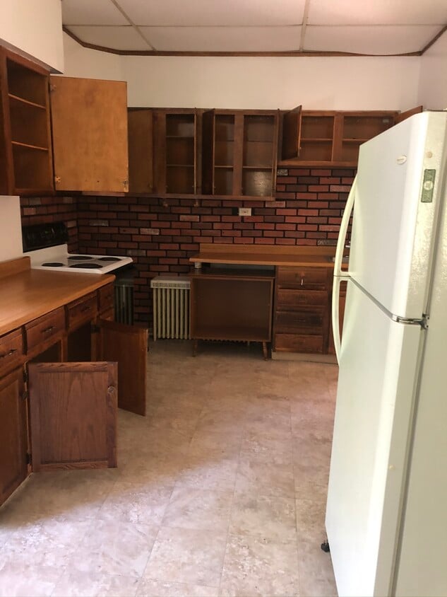 Primary Photo - 51 Boundary St